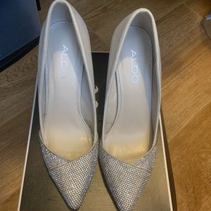 Aldo silver heels/ pumps / stilettos